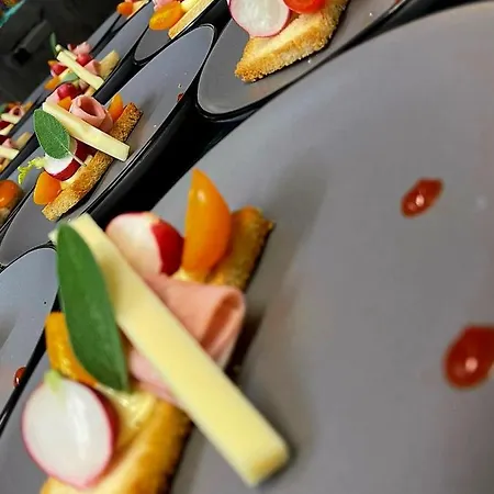 Restaurant Et Soiree Etape Bel Air בלרוק-לה-באינס