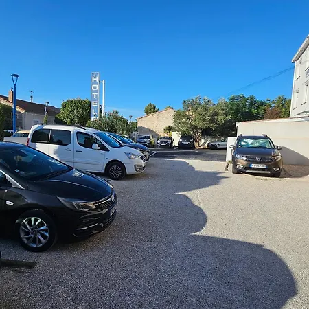 Restaurant Et Soiree Etape Bel Air בלרוק-לה-באינס