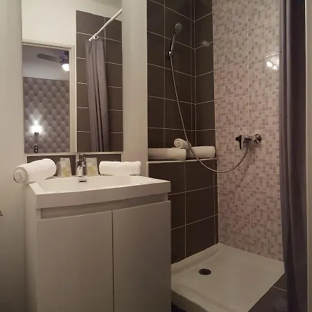 Restaurant Et Soiree Etape Bel Air בלרוק-לה-באינס