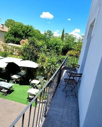 Hotel Restaurant Et Soiree Etape Bel Air 2*